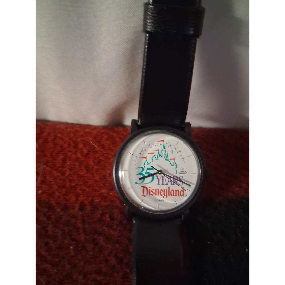 35 Years Disneyland Disney Lorus Quartz Watch Needs Battery